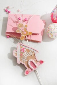 Pink Gingerbread House Spray