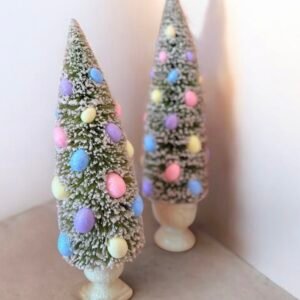 18" Green Egg Bottle Brush Tree Set 2
